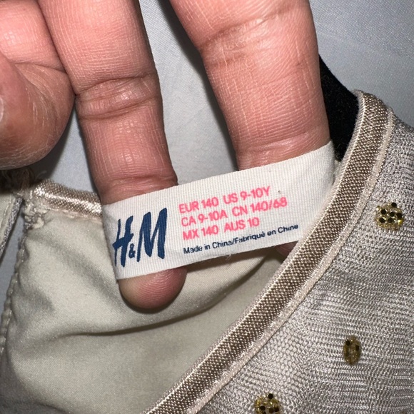 Beige H&M Dress Kids Size M (9-10yrs old) - Picture 4 of 4